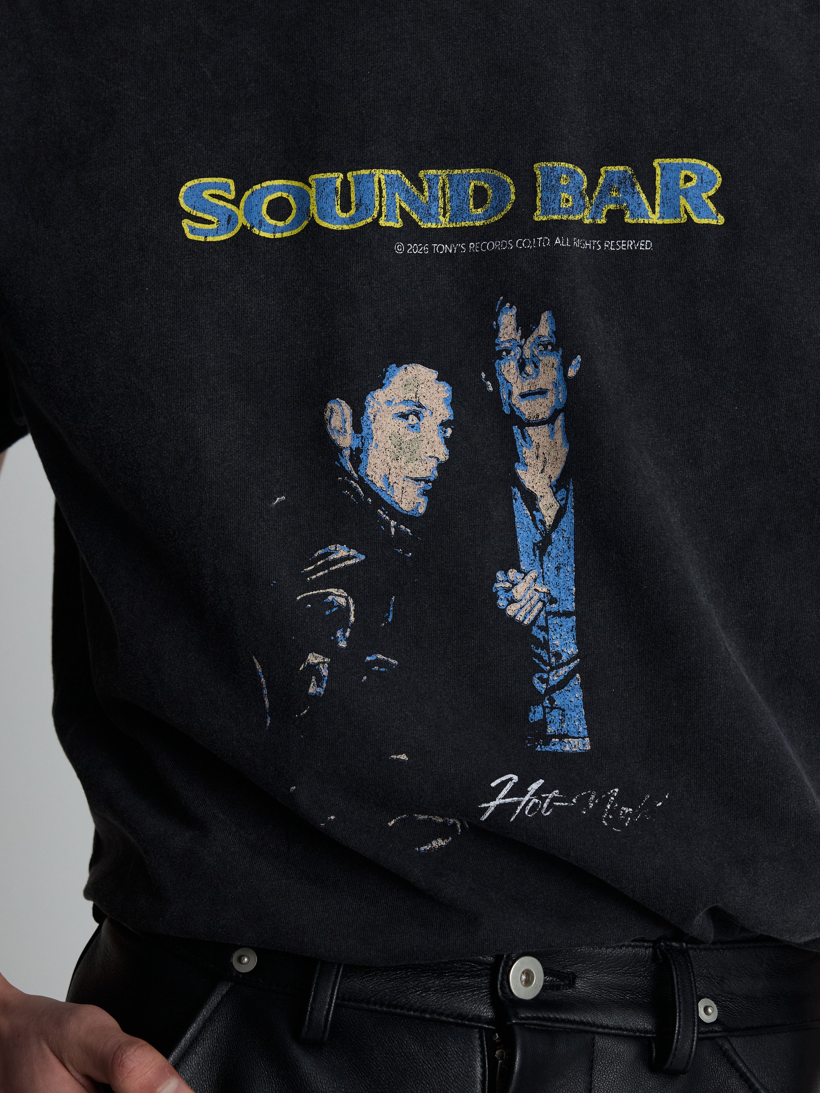 GARMENT-DYED SOUND BAR T-SHIRT_ FADED CARBON