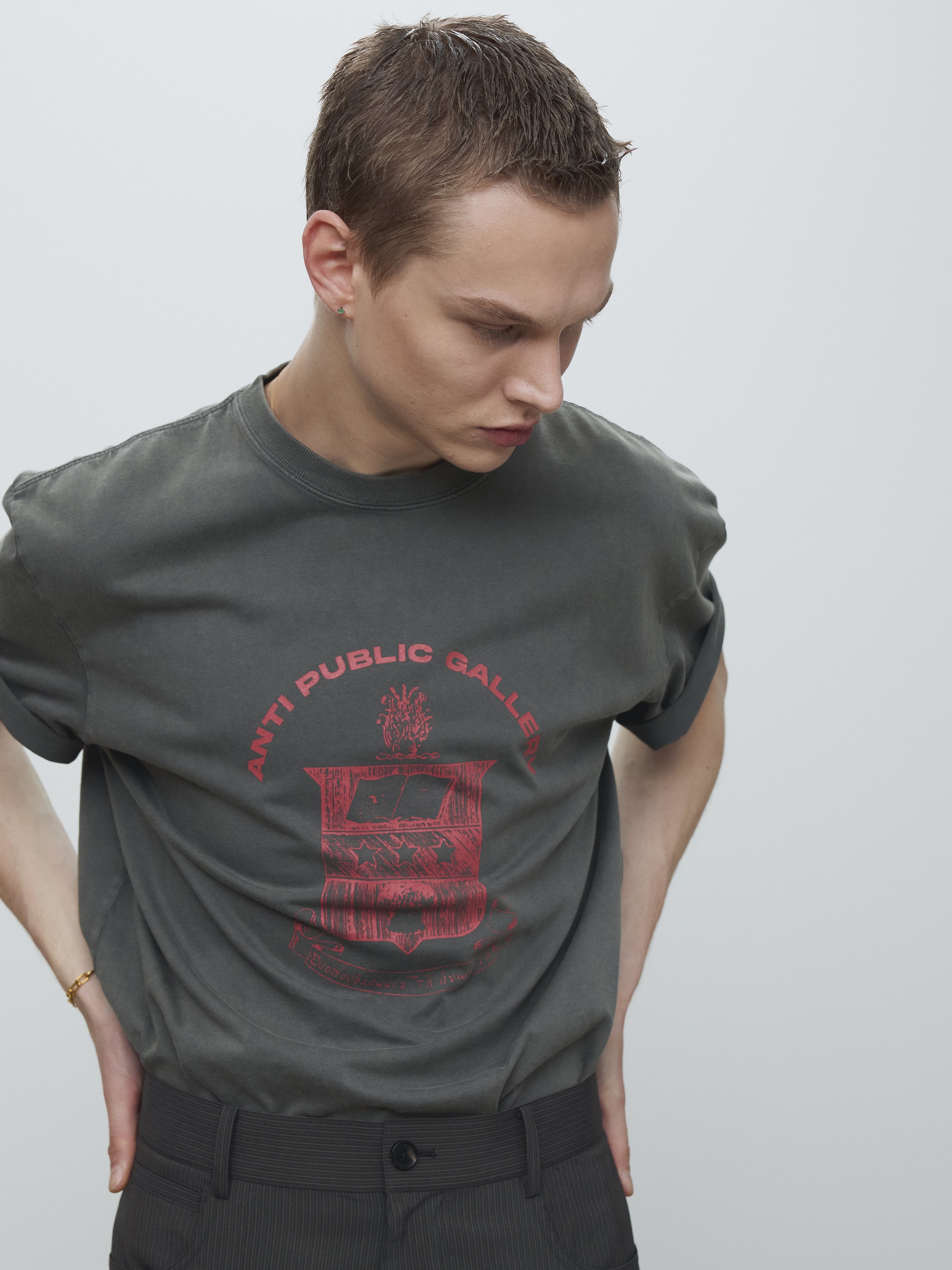 ANTI GALLERY GARMENT DYED T-SHIRT_ FADED CHARCOAL