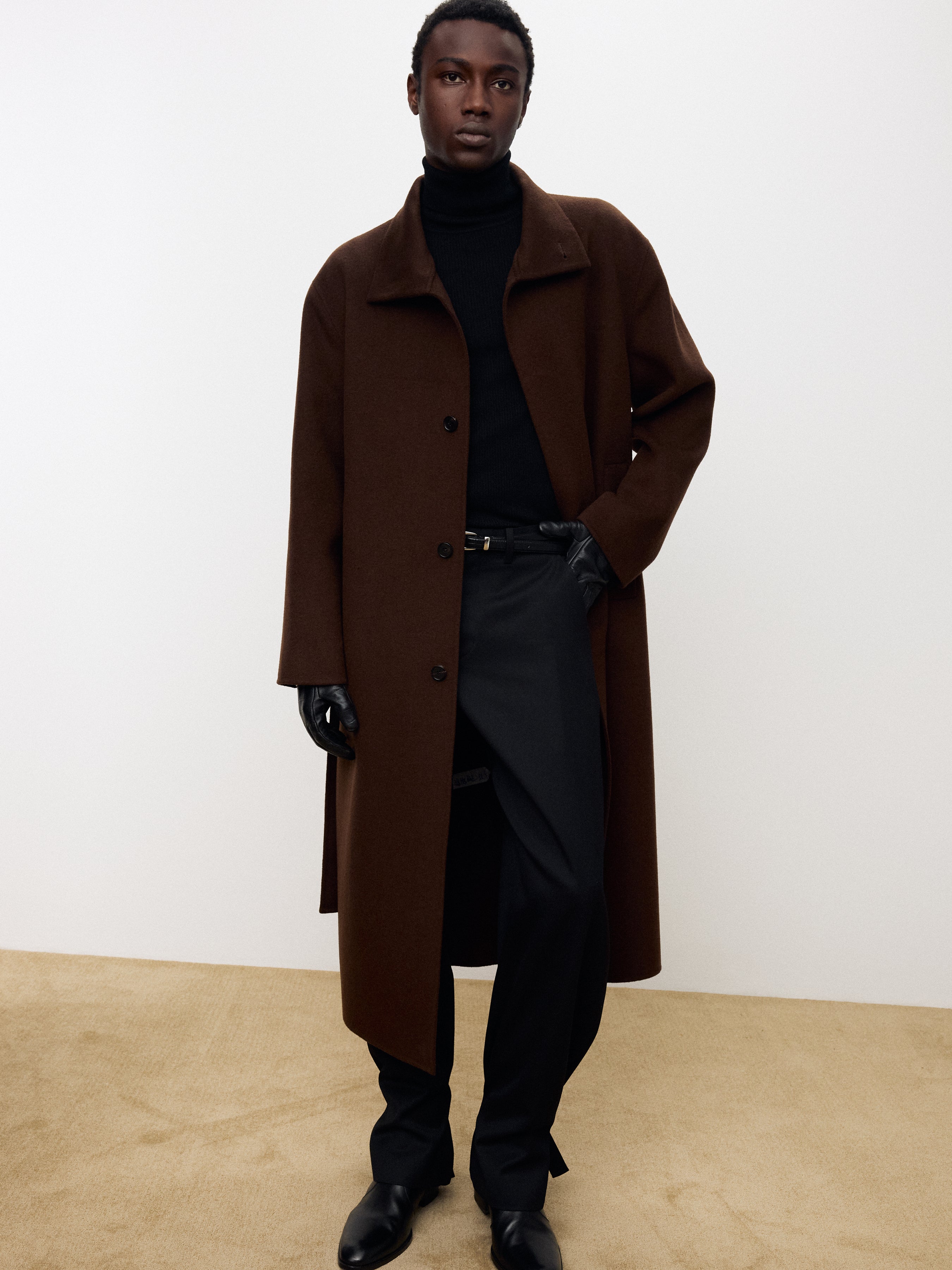 WOOL TWILL CURVED-LEG STRAP TROUSERS_ BLACK