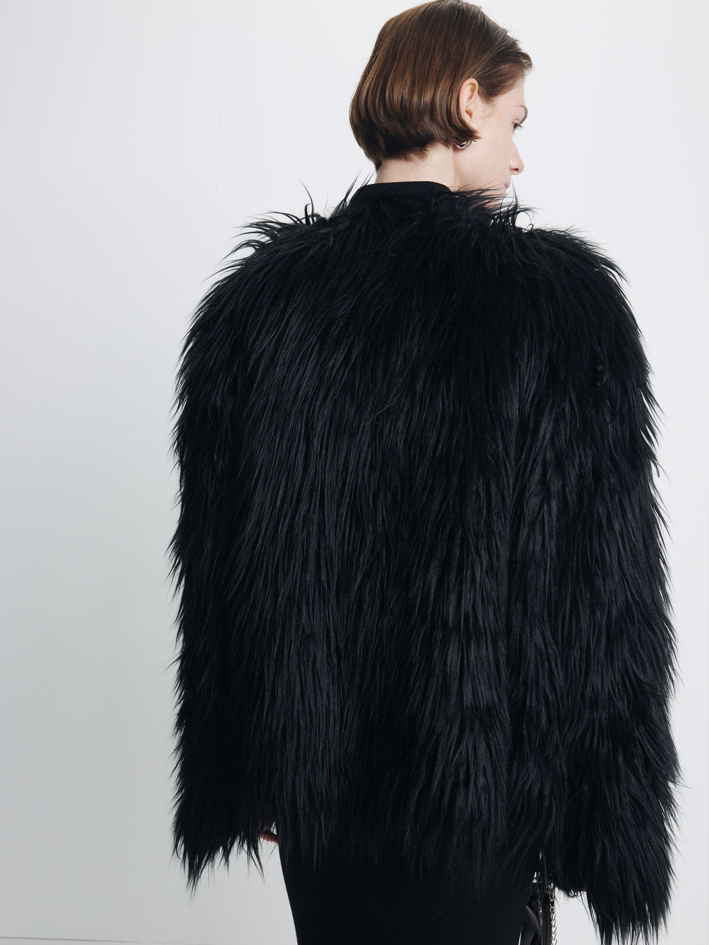 (W) LONG HAIR FAUX FUR JACKET_ BLACK