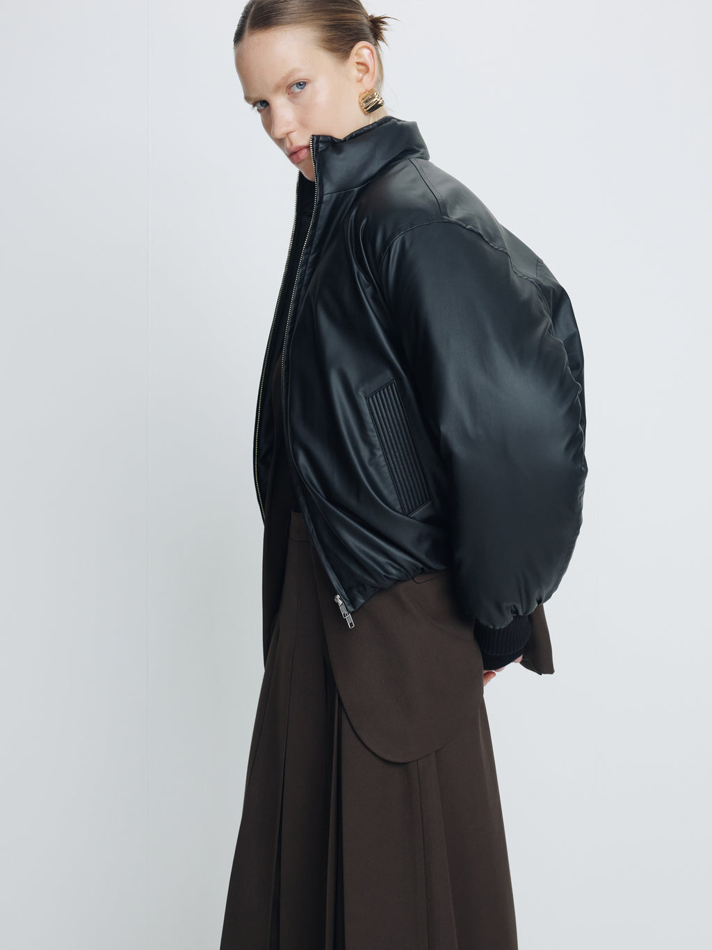 (W) CROPPED PADDED JACKET_ BLACK