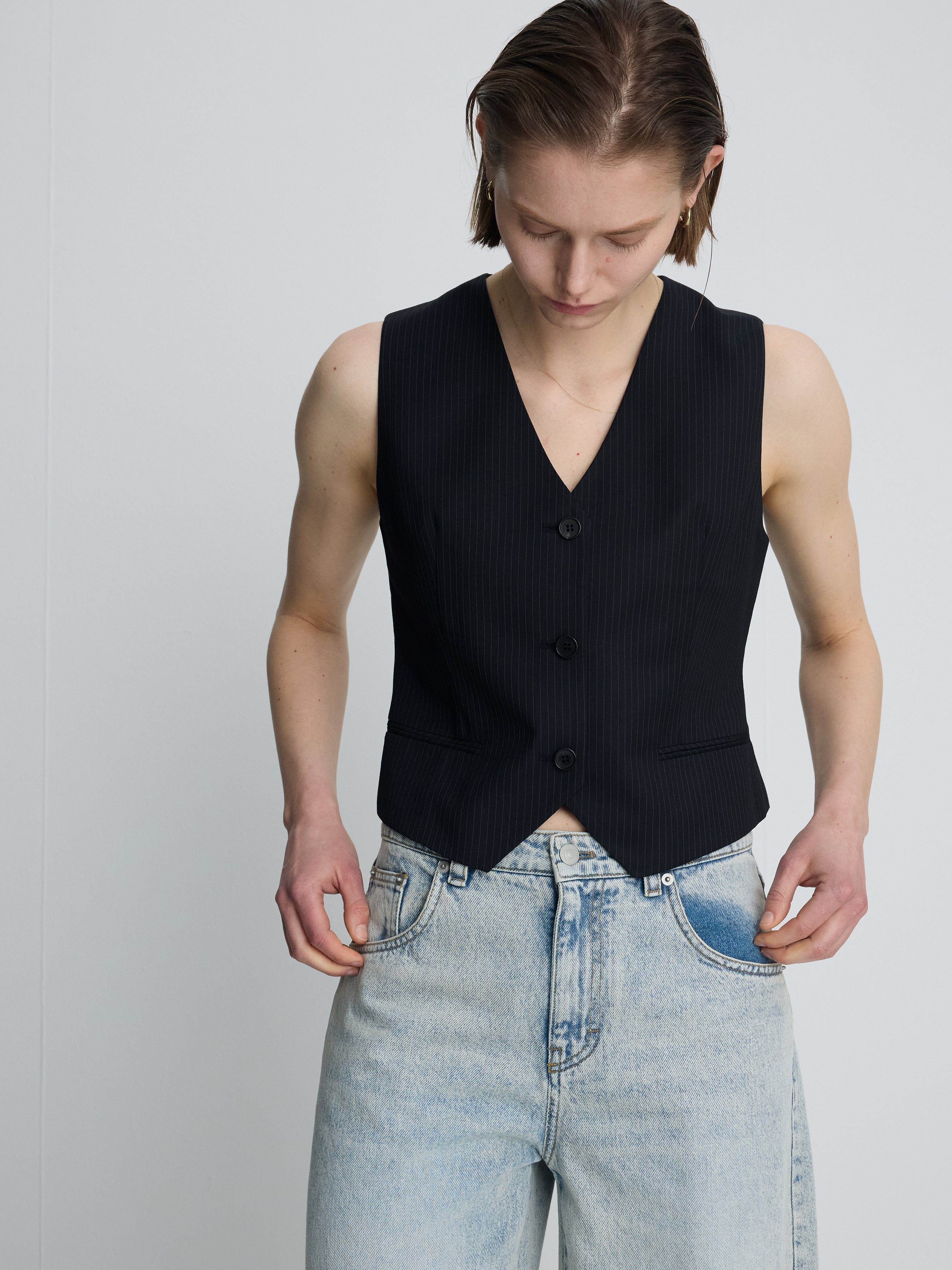 (W) WOOL TAILORED VEST_ NAVY PINSTRIPE