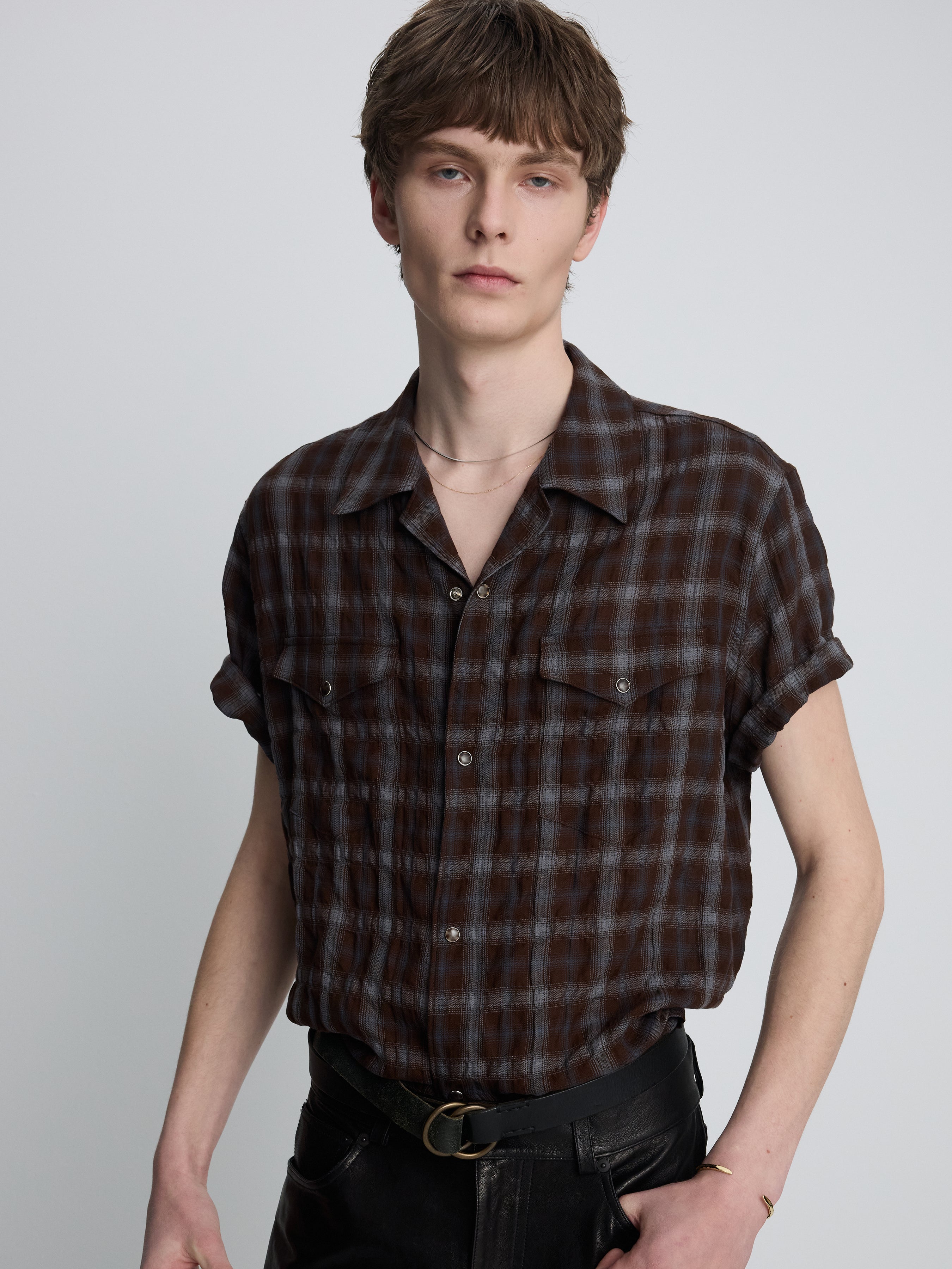 CHECKED COTTON PEARL SNAP SHIRT_ UMBER/SLATE BLUE