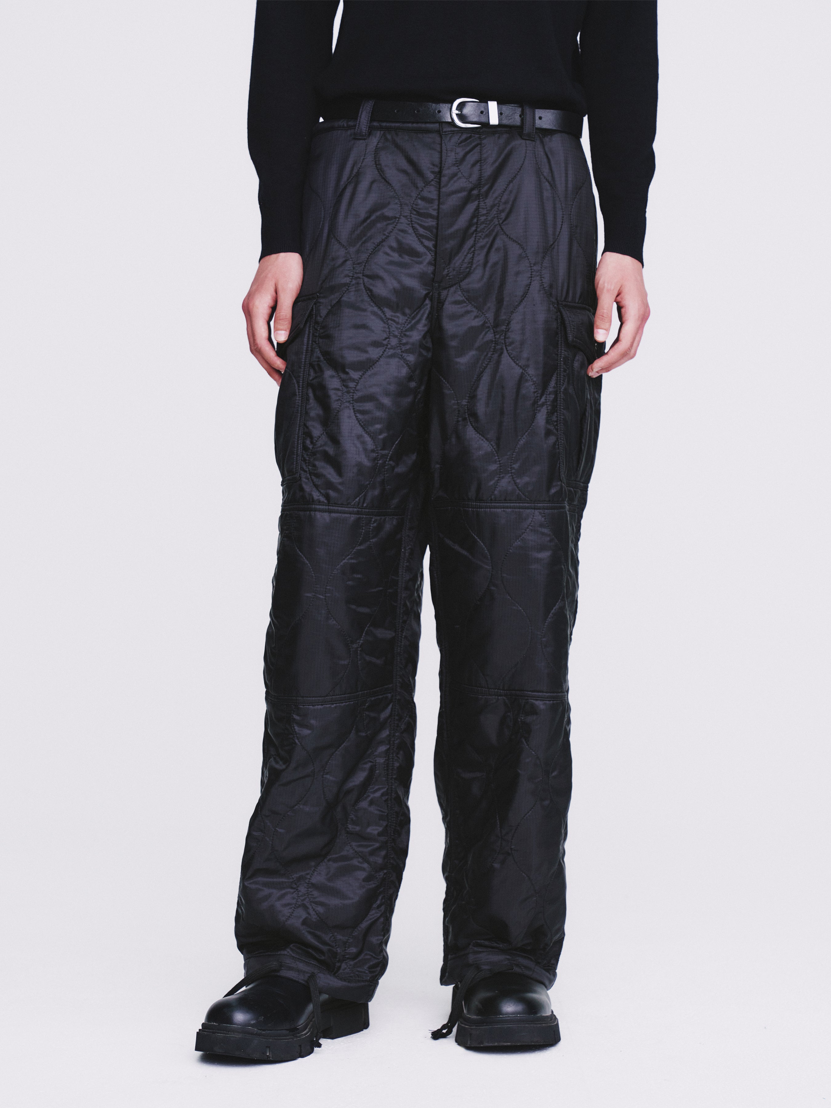 Utility Puffed Quilting Cargo Pants_ Black