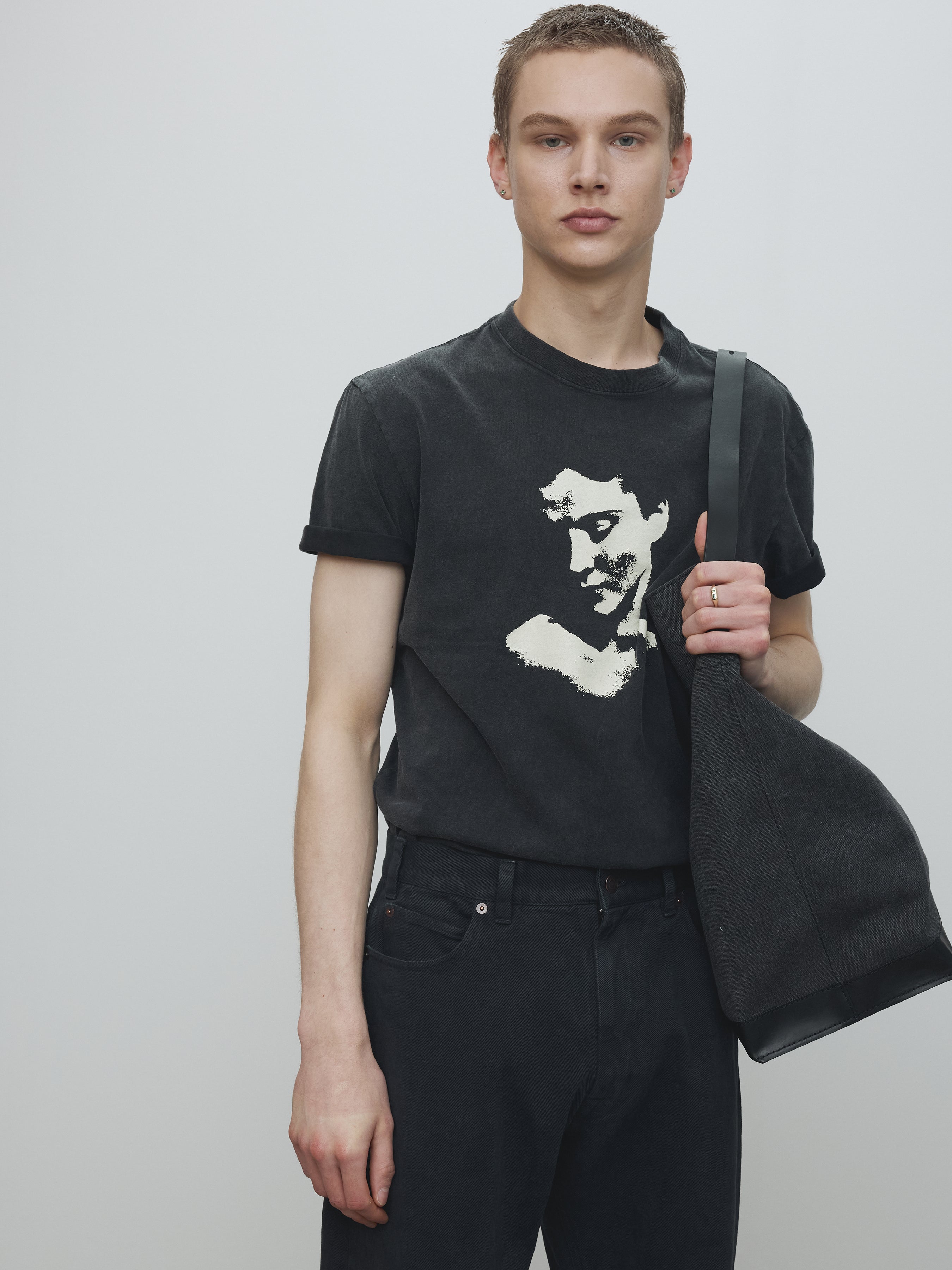 PORTRAIT GARMENT DYED T-SHIRT_ FADED BLACK