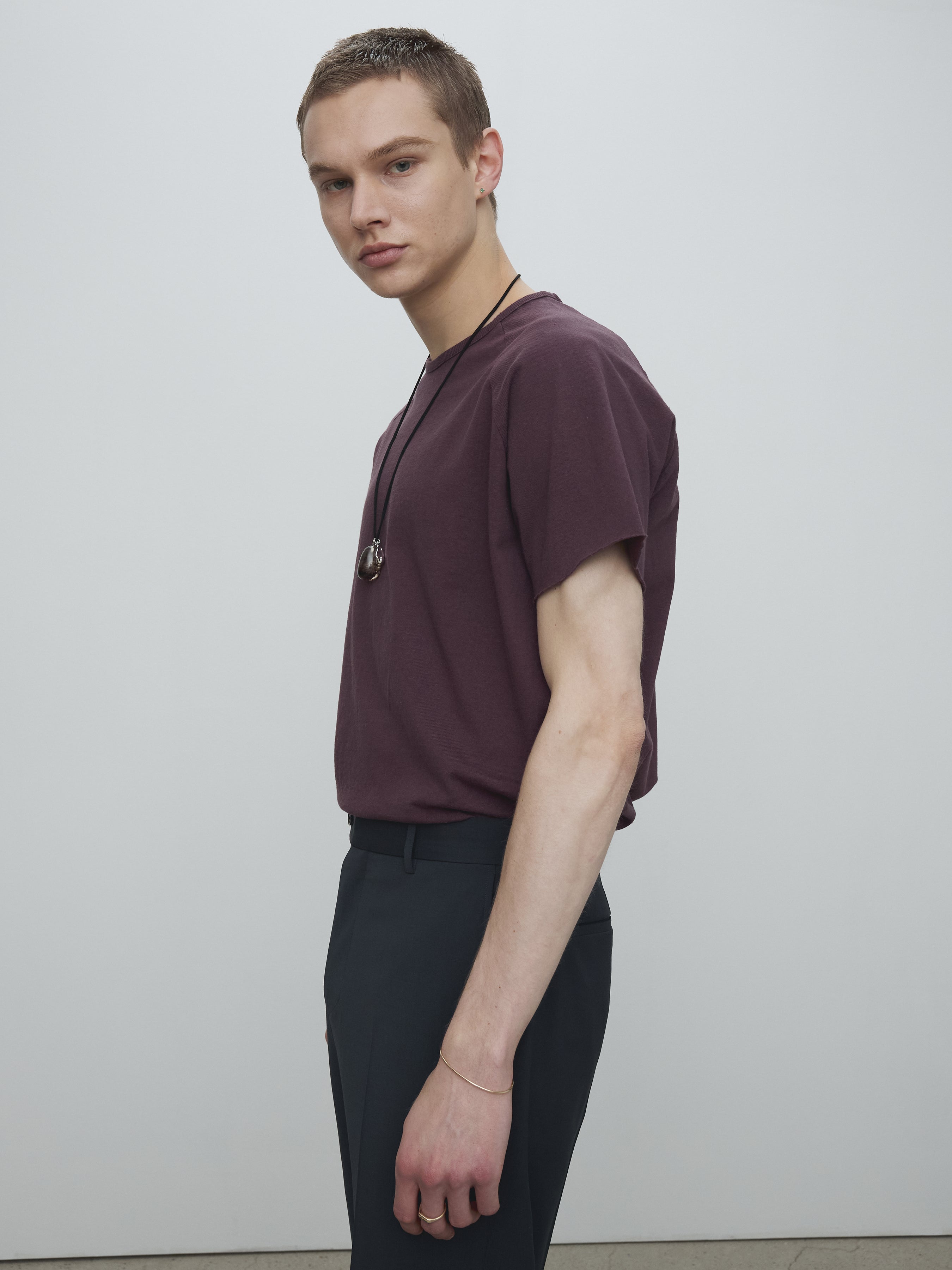 RAW EDGE WASHED T-SHIRT_ BURGUNDY