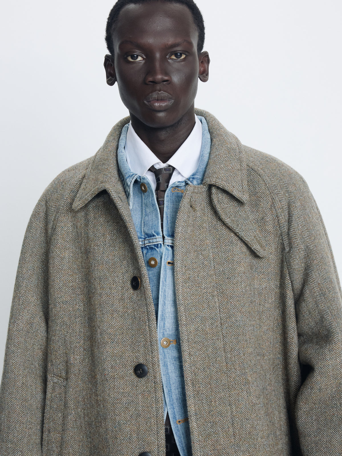 HERRINGBONE WOOL RAGLAN OVERCOAT_ PATINA TAUPE