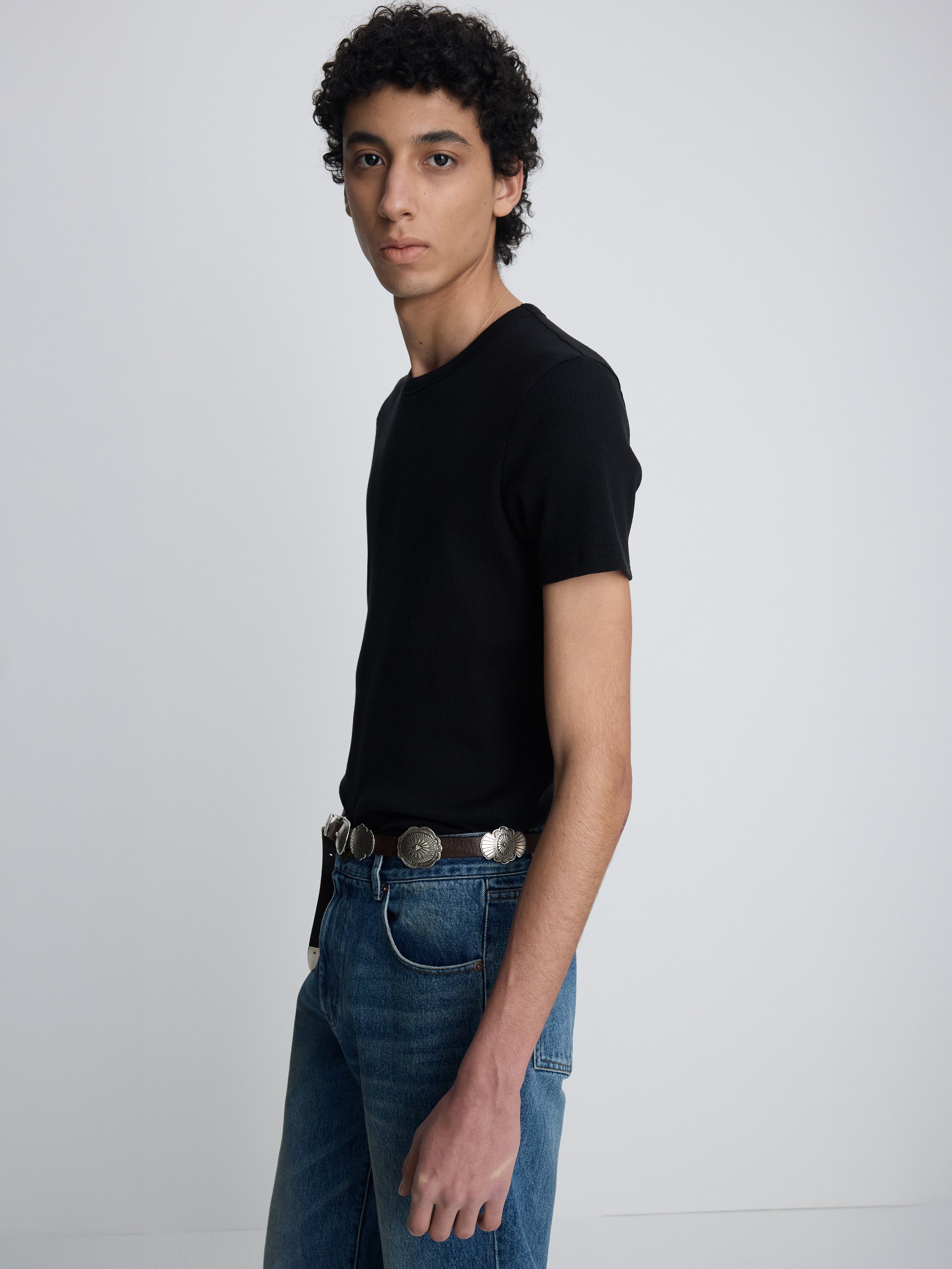 SOFT RIBBED FITTED T-SHIRT_ BLACK