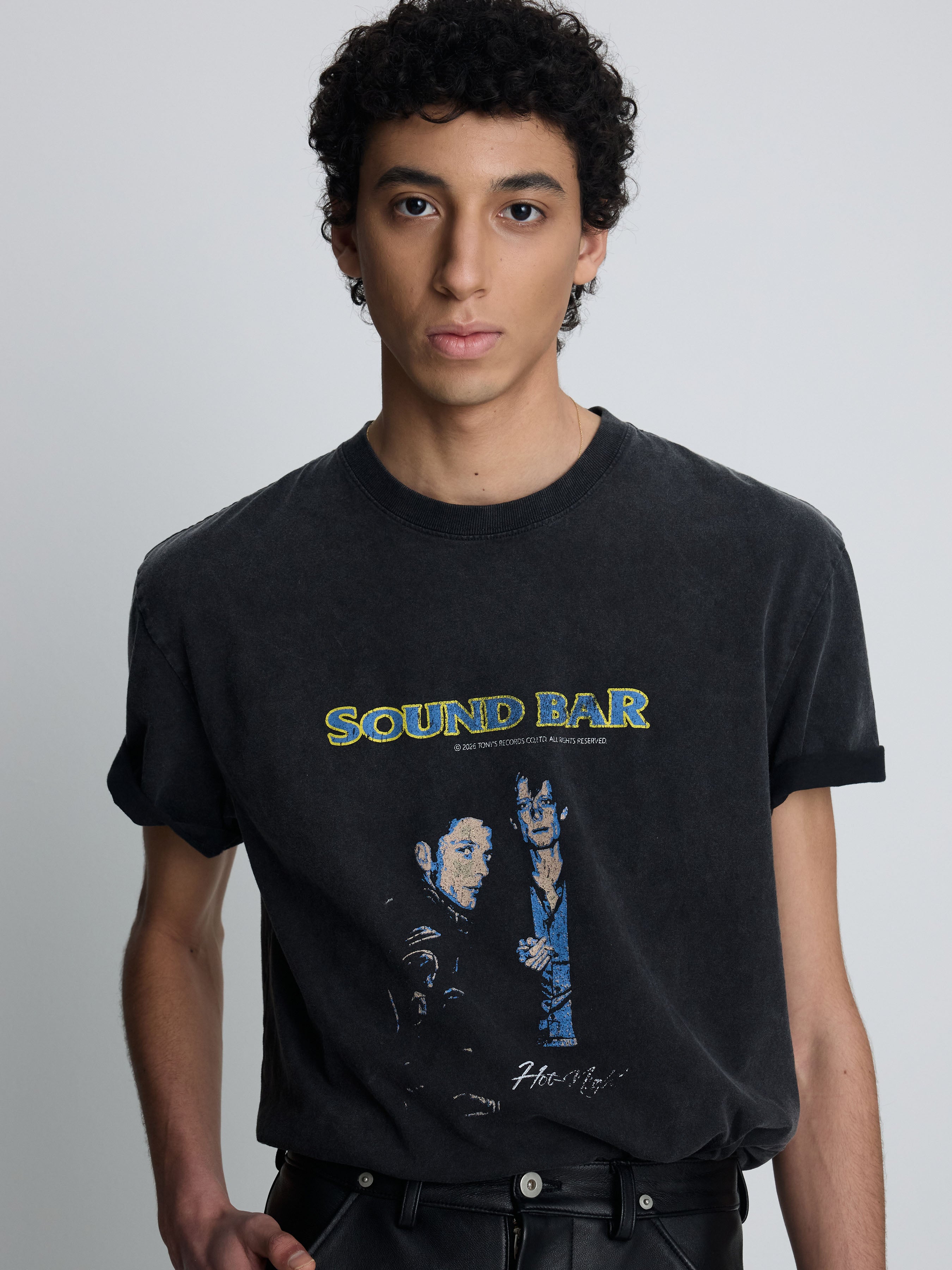 GARMENT-DYED SOUND BAR T-SHIRT_ FADED CARBON