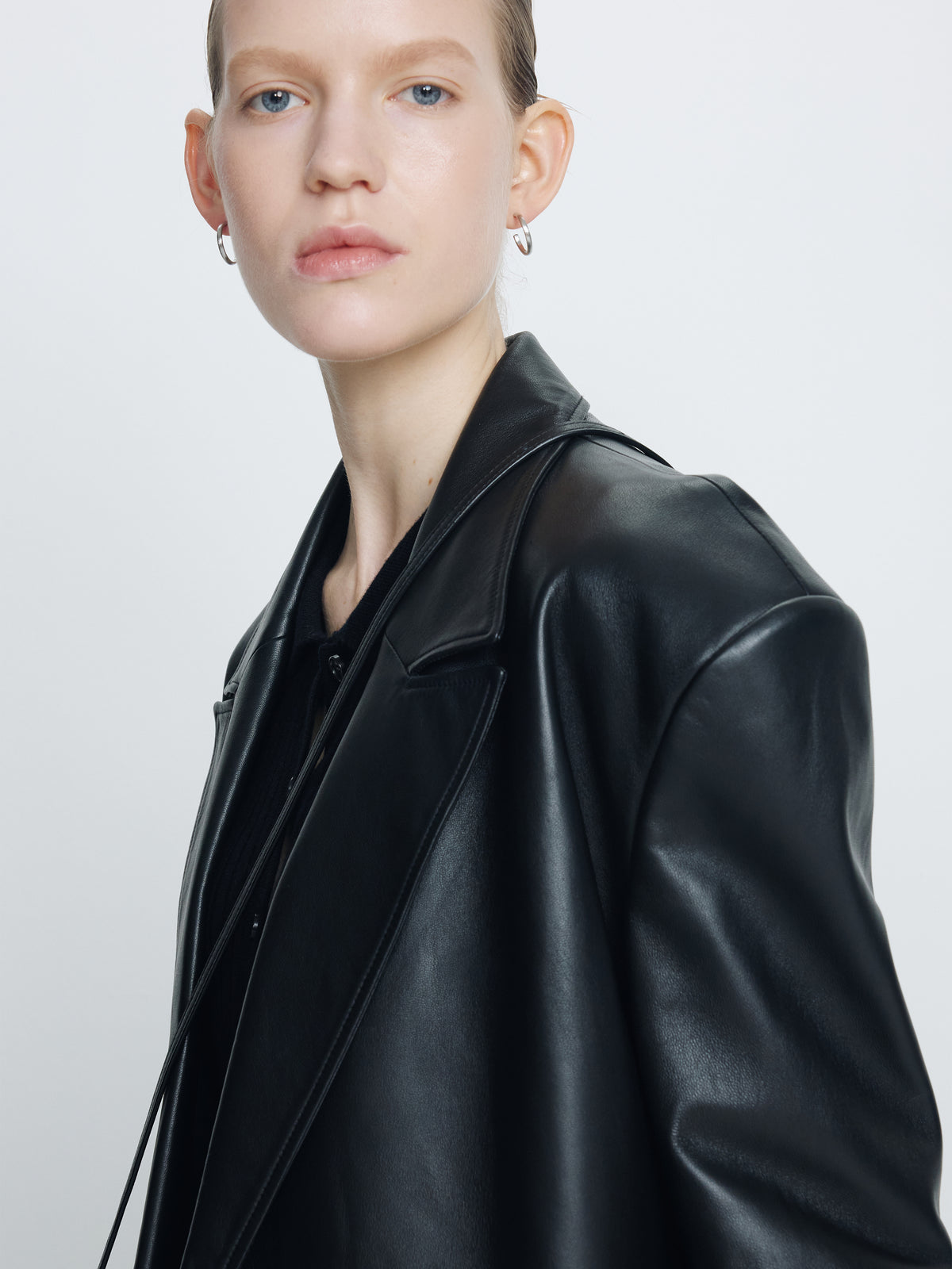 (W) NAPPA LEATHER DOUBLE-BREASTED COAT_ BLACK