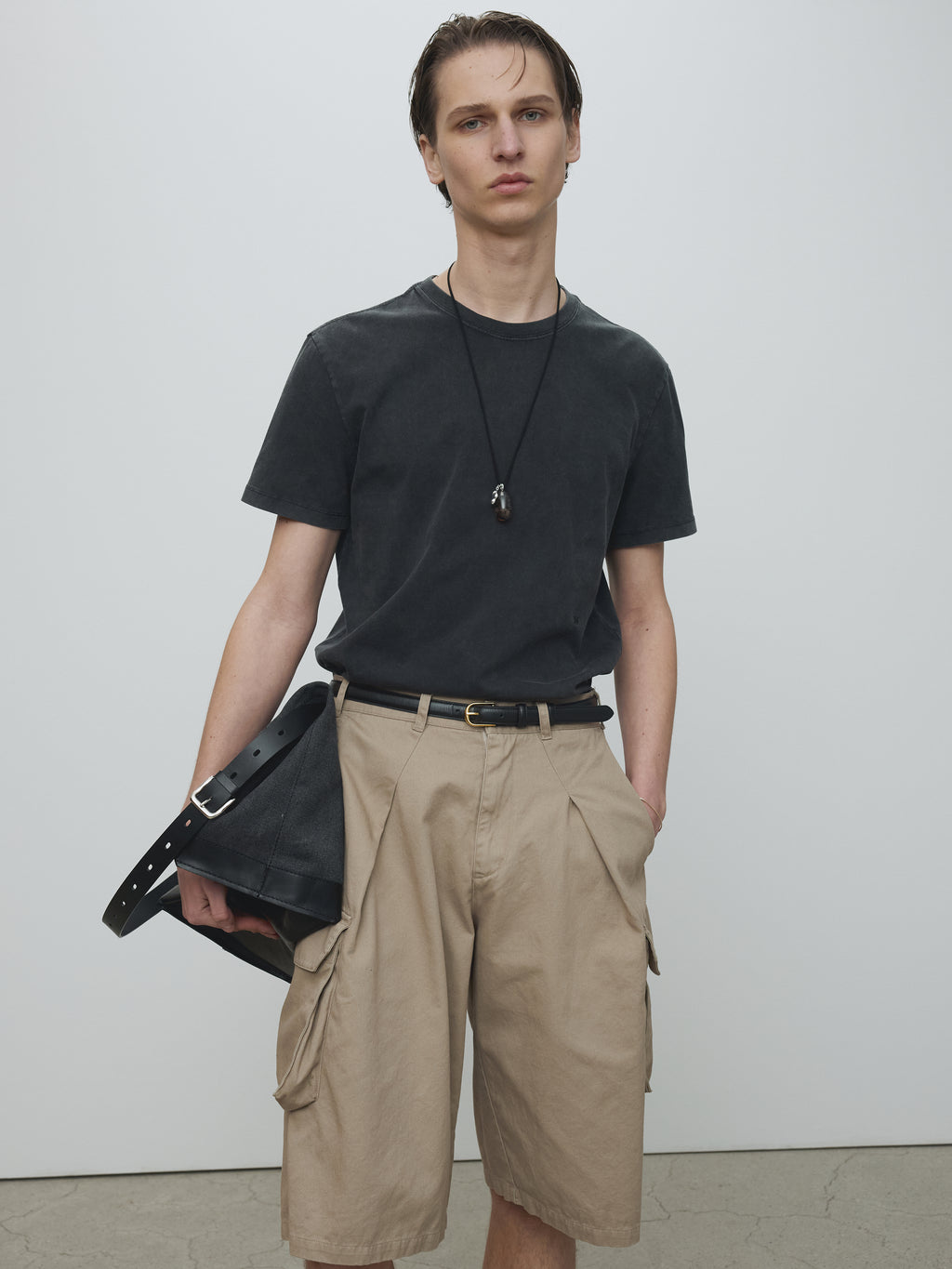 SIGNATURE GARMENT DYED T-SHIRT_ FADED BLACK