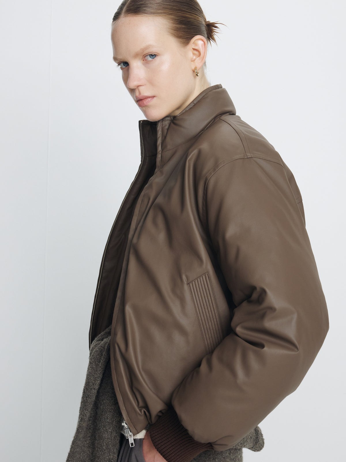 (W) CROPPED PADDED JACKET_ BROWN