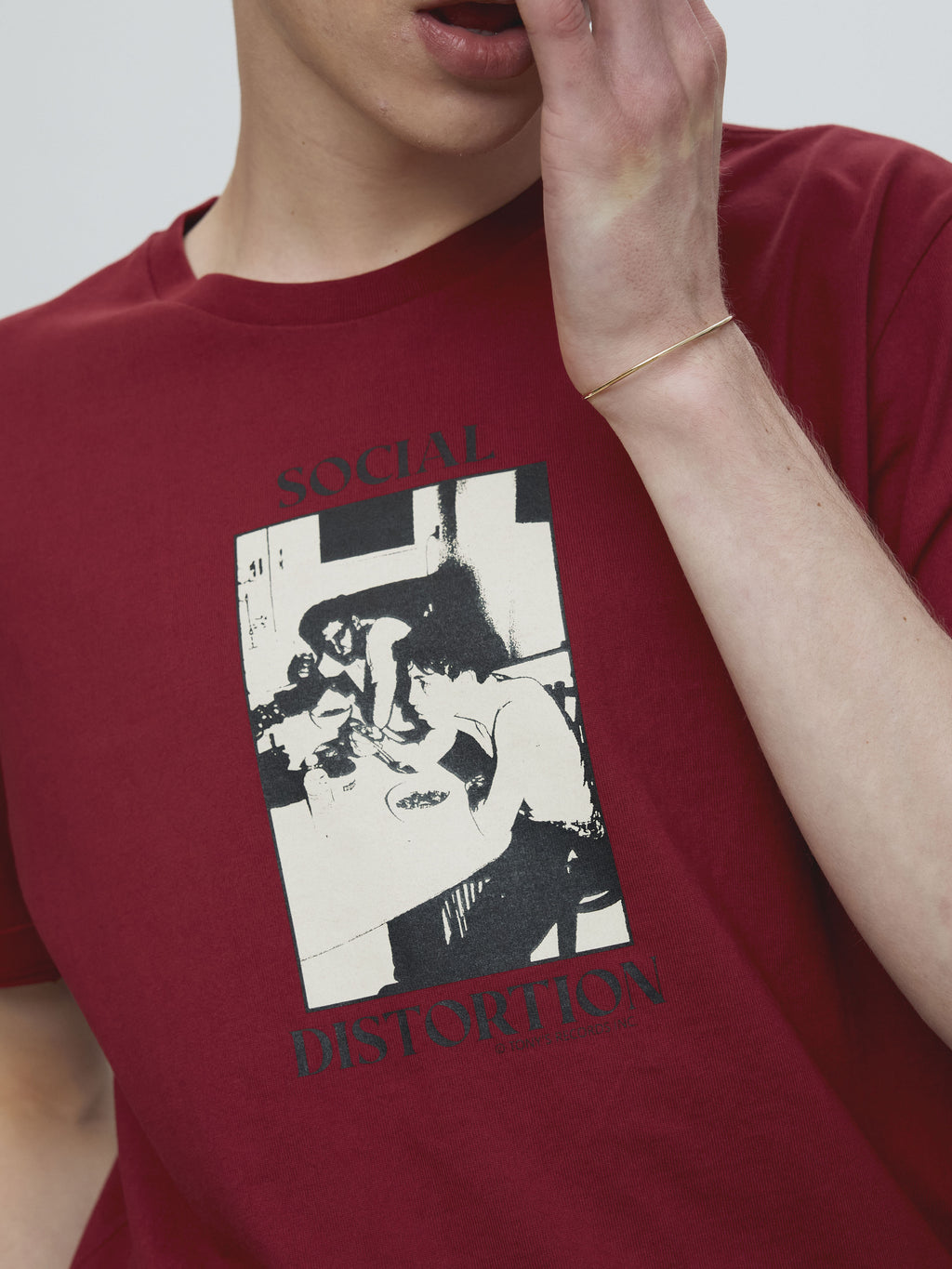 SOCIAL DISTORTION GARMENT DYED T-SHIRT_ RED PIGMENT
