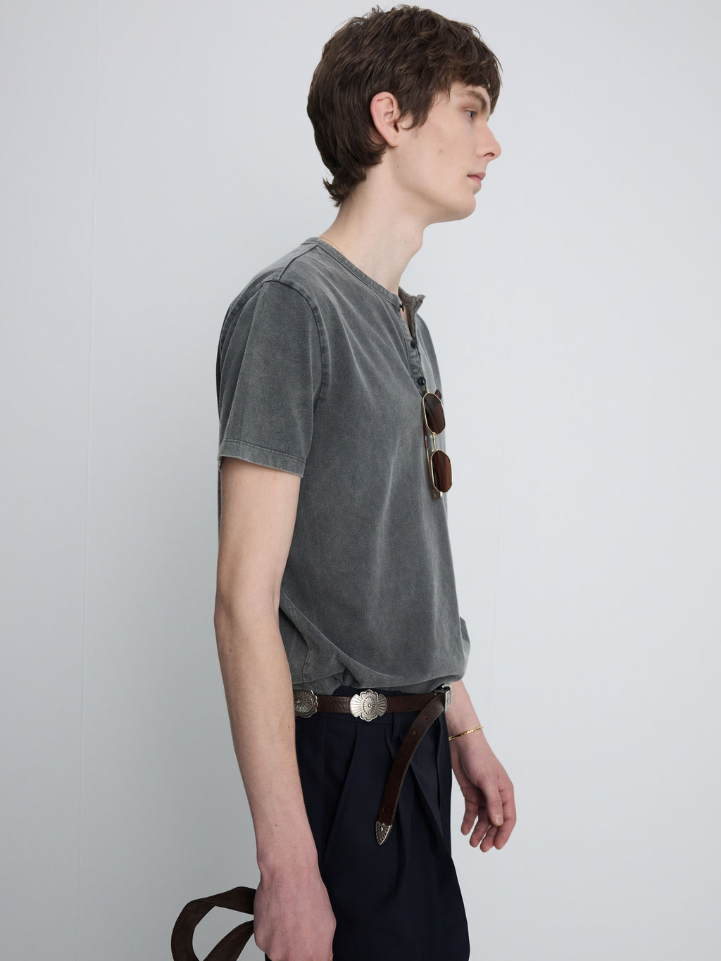 (2026.06.09 Open) GARMENT DYED HENLEY NECK TOP_ FADED CHARCOAL