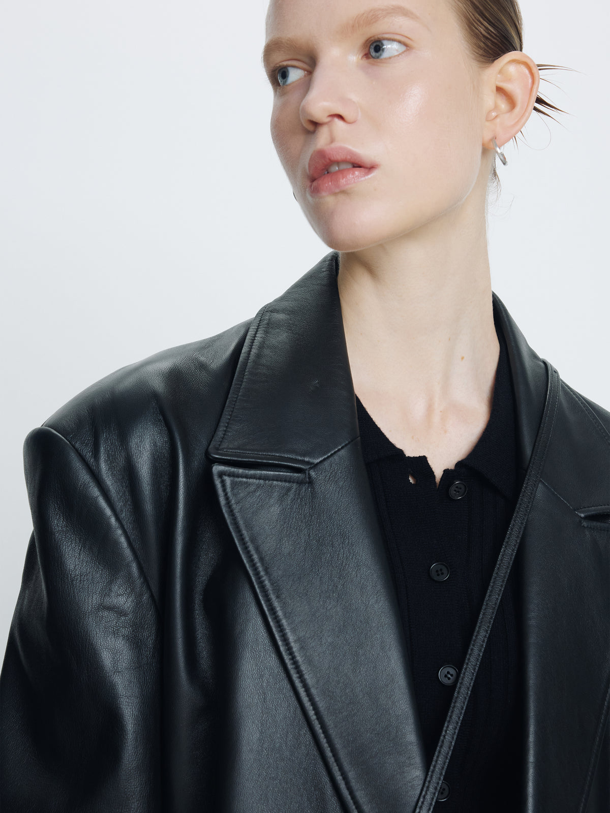 (W) NAPPA LEATHER DOUBLE-BREASTED COAT_ BLACK