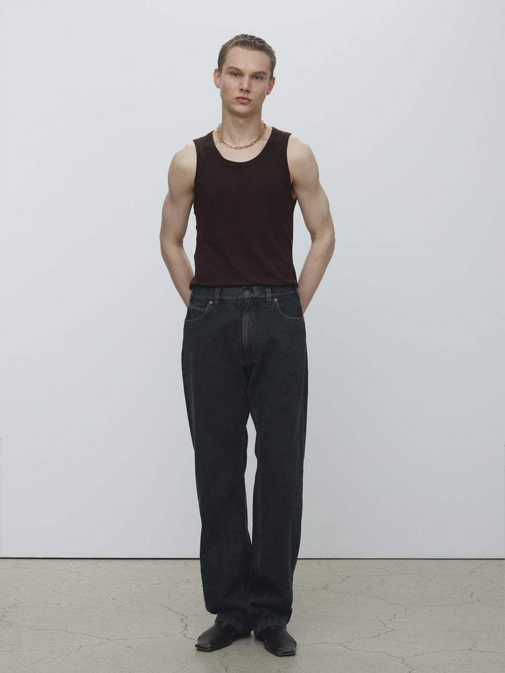 LOOSE STRAIGHT OVERDYE DENIM JEANS_ CARBON PIGMENT