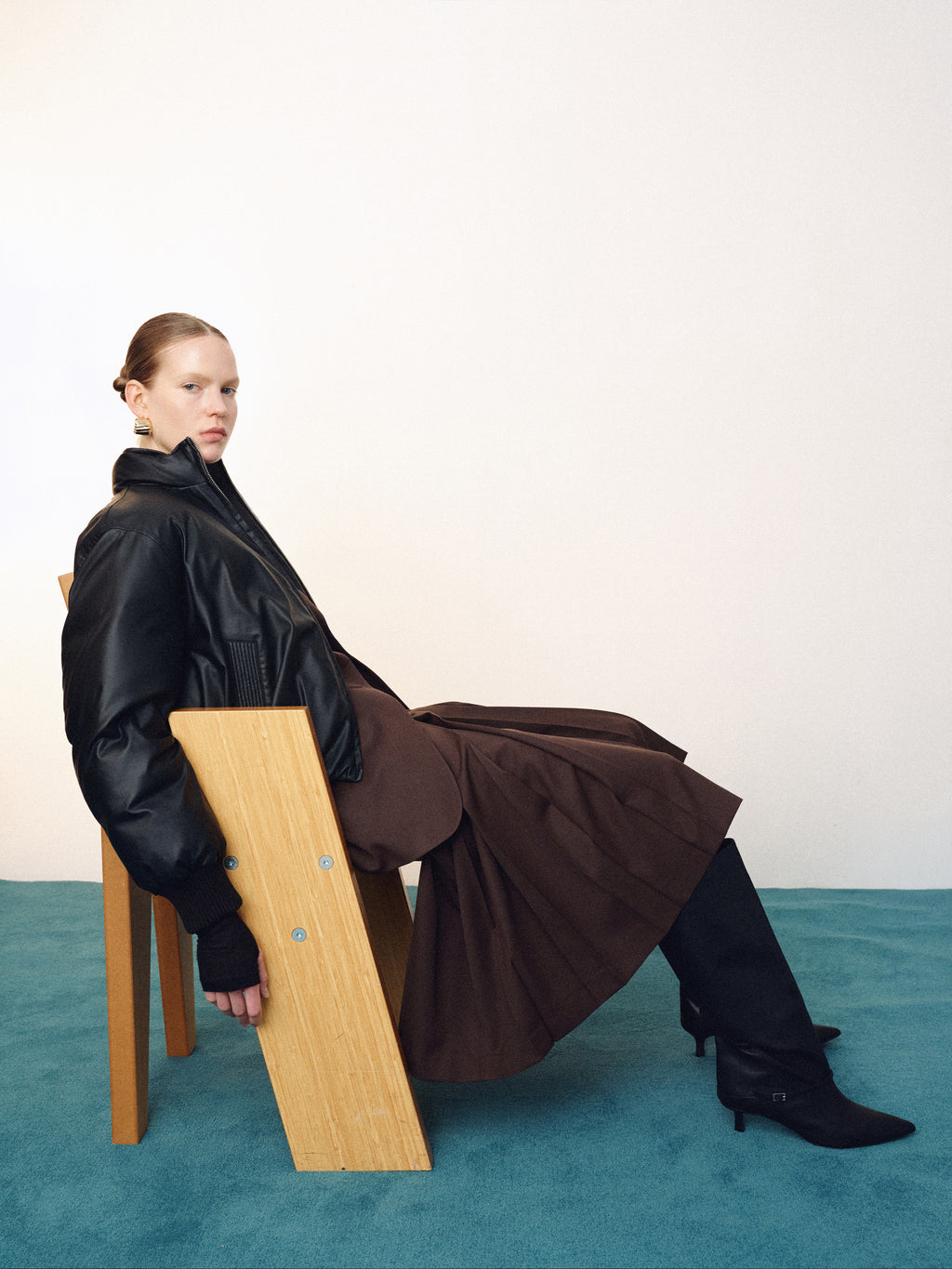 (W) CROPPED PADDED JACKET_ BLACK