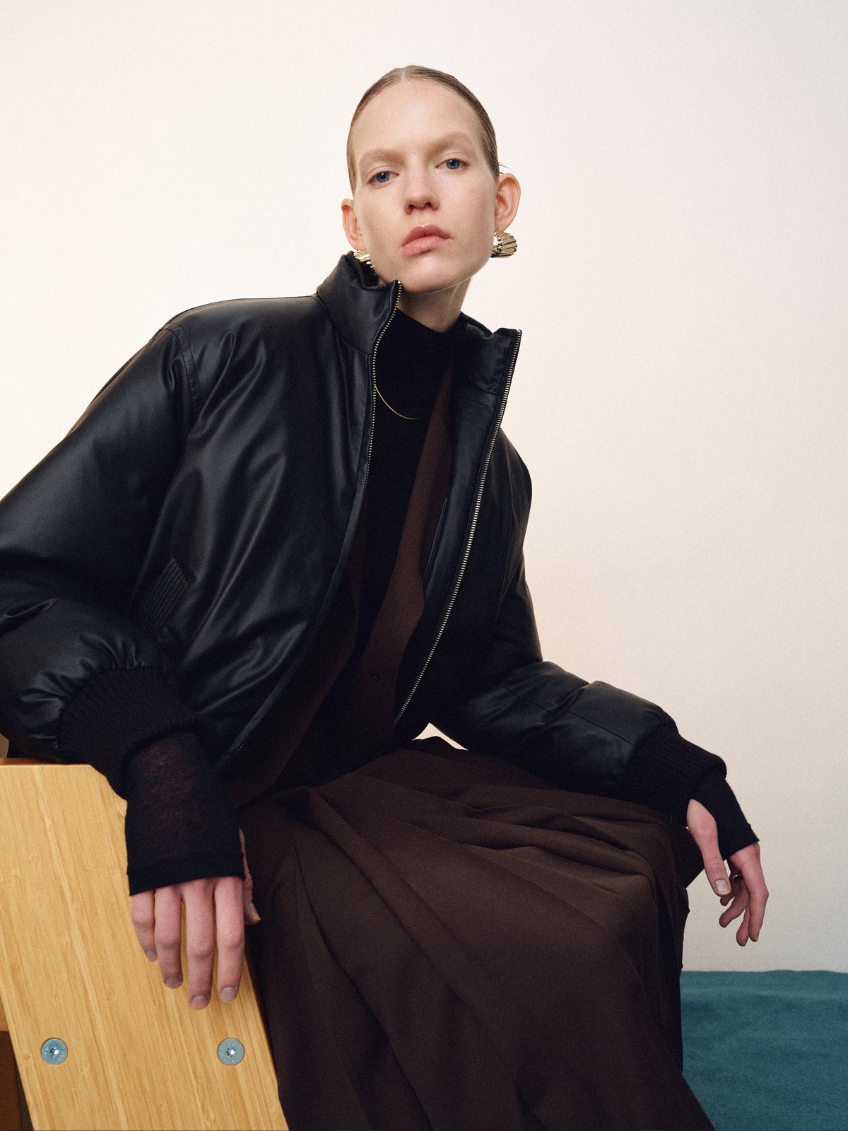 (W) CROPPED PADDED JACKET_ BLACK