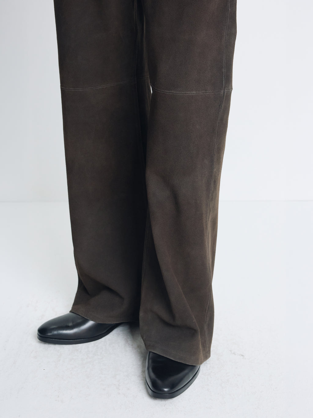 WIDE-LEG SPLIT SUEDE PANTS_ MOCHA BROWN
