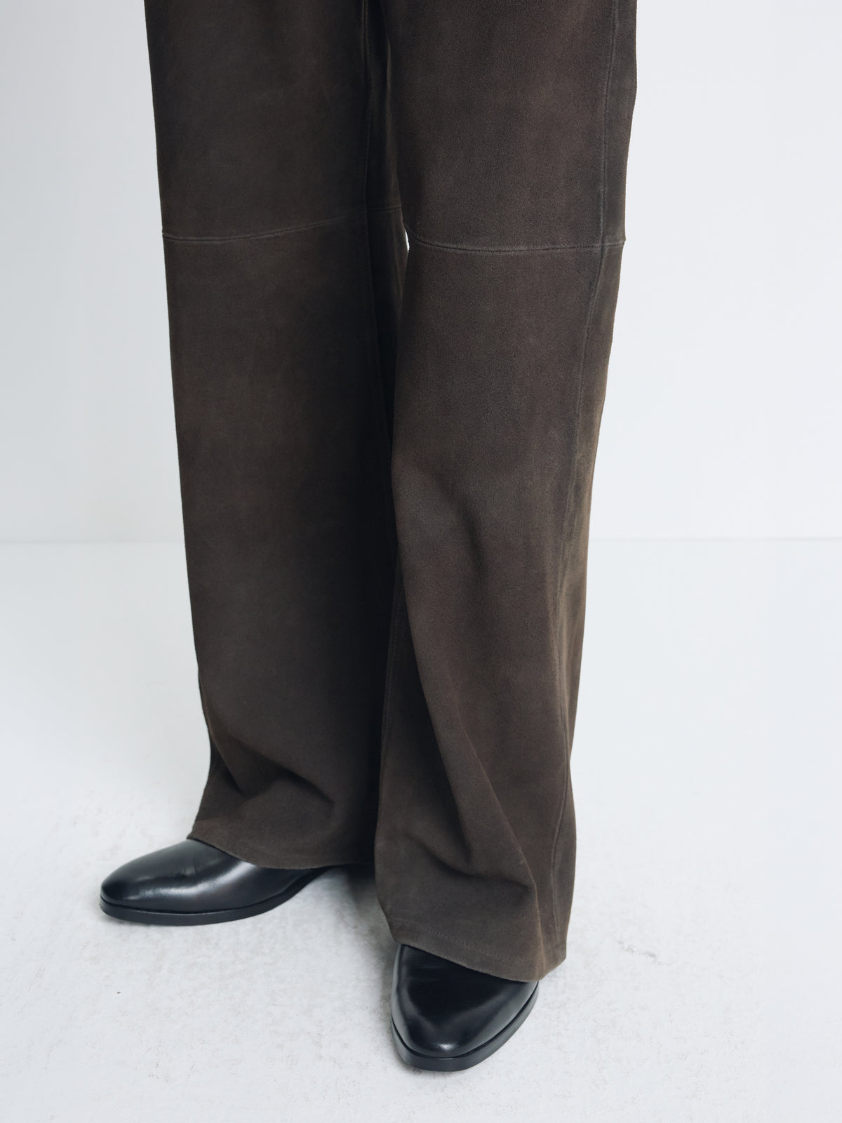 WIDE-LEG SPLIT SUEDE PANTS_ MOCHA BROWN
