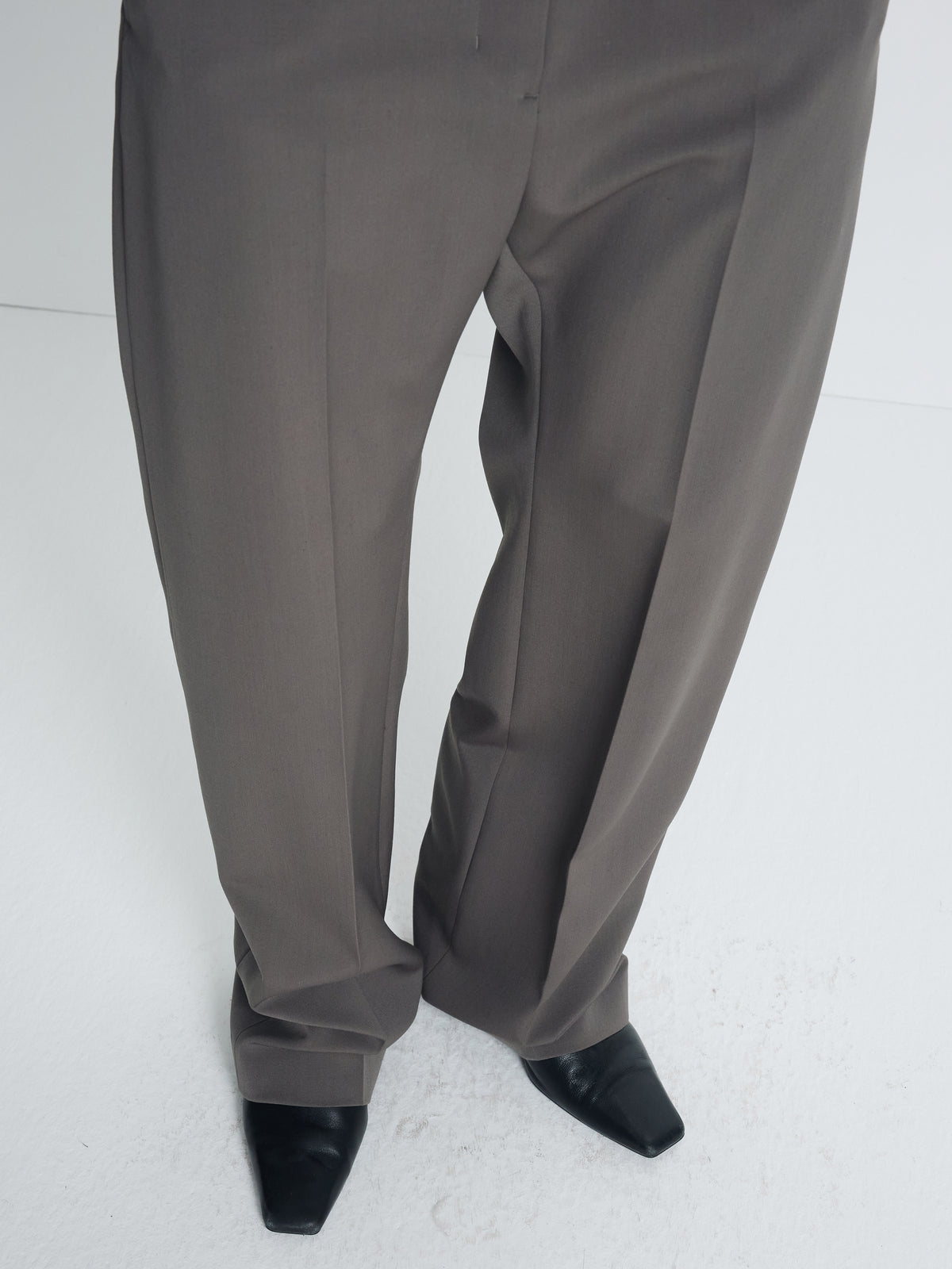 (W) WOOL OVERSIZED TROUSERS_ TAUPE GREY