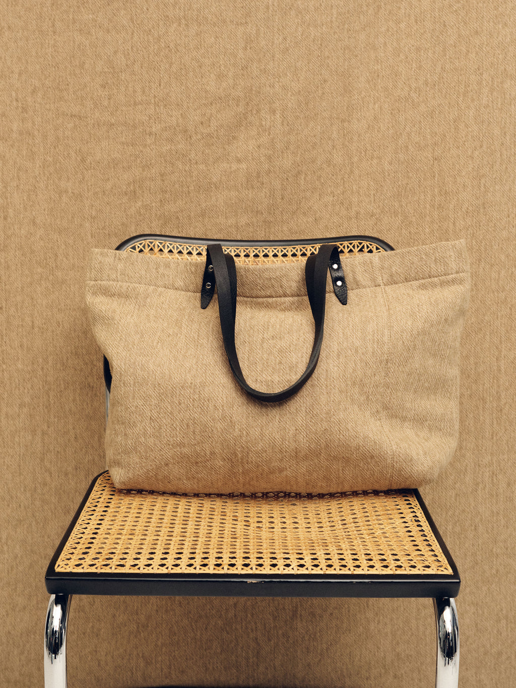 LEATHER HANDLE CANVAS TOTE BAG_ BEIGE KHAKI