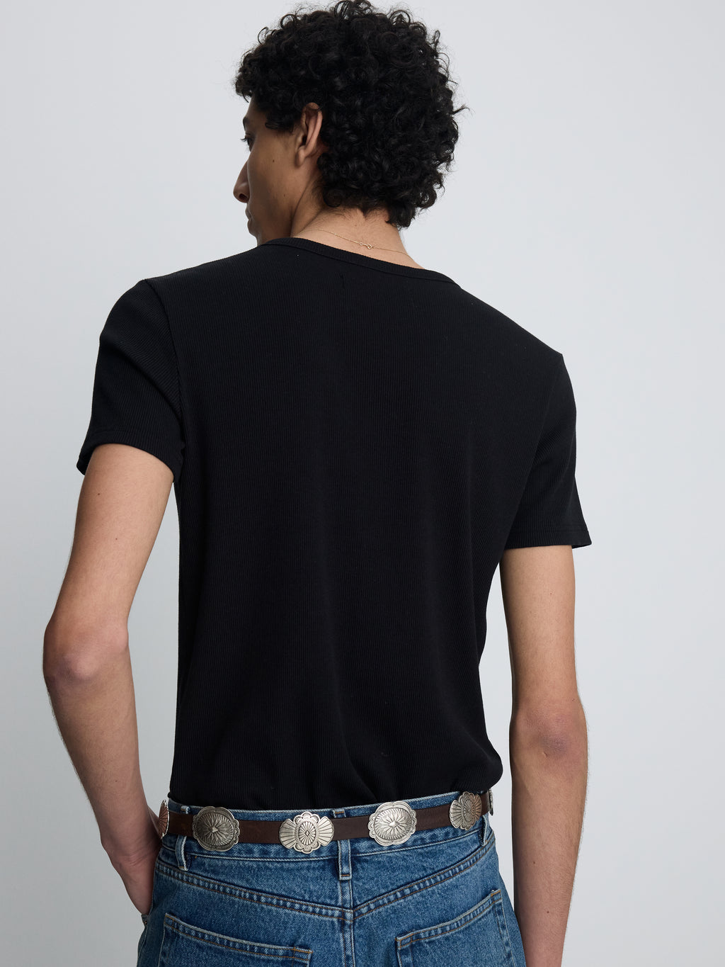 SOFT RIBBED FITTED T-SHIRT_ BLACK