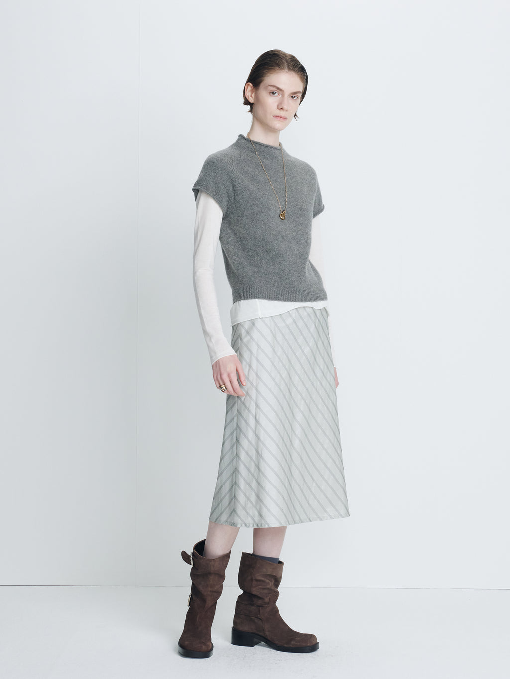 (W) SILK STRIPES MIDI-SKIRT_ GREY STRIPE