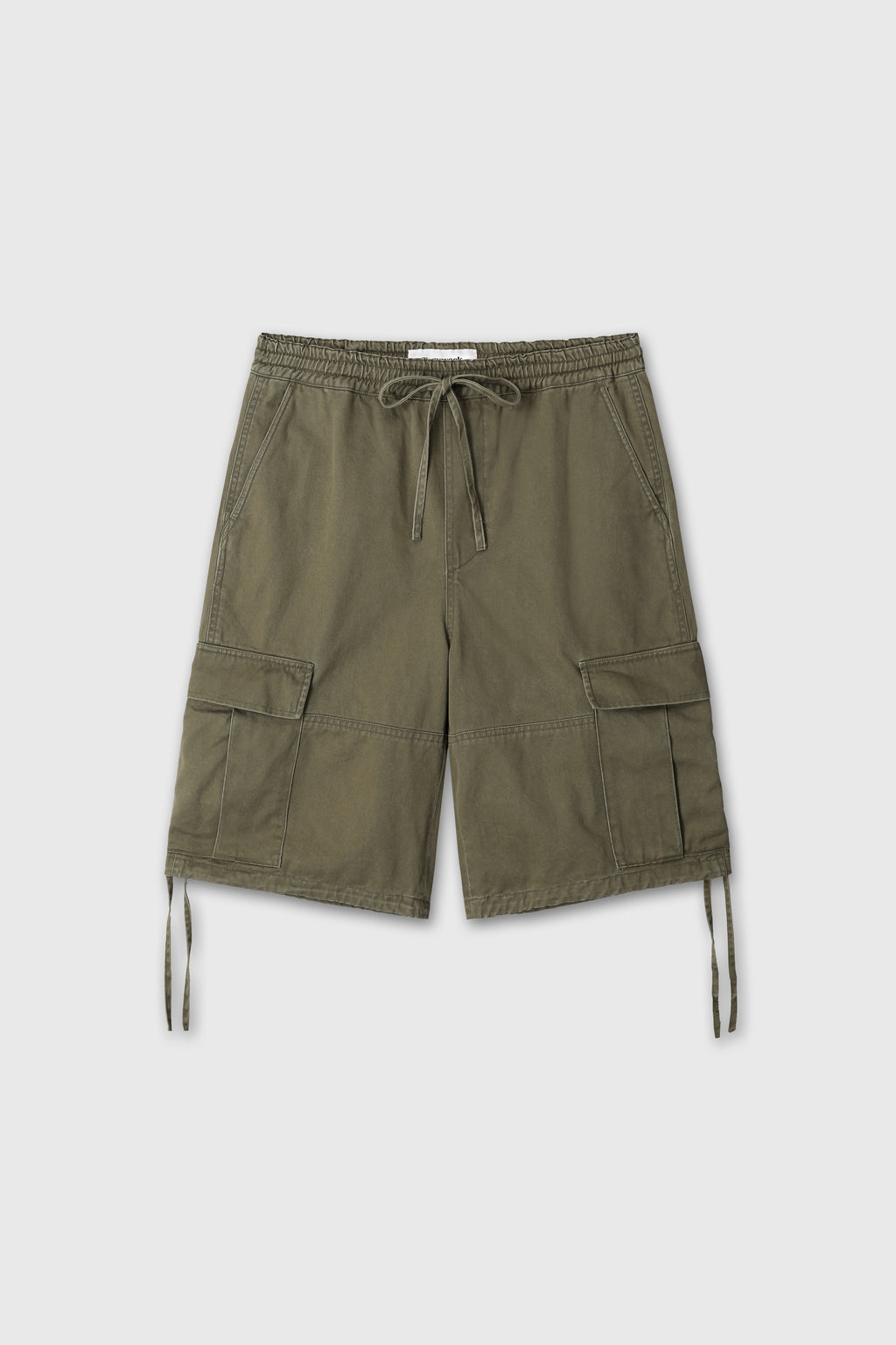 (W) GARMENT-WASHED CARGO SHORTS_ OLIVE