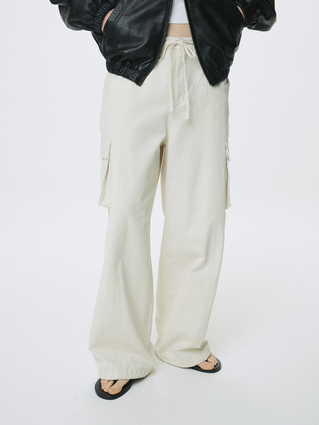 (W) COTTON DRAWSTRING CARGO TROUSERS_ IVORY
