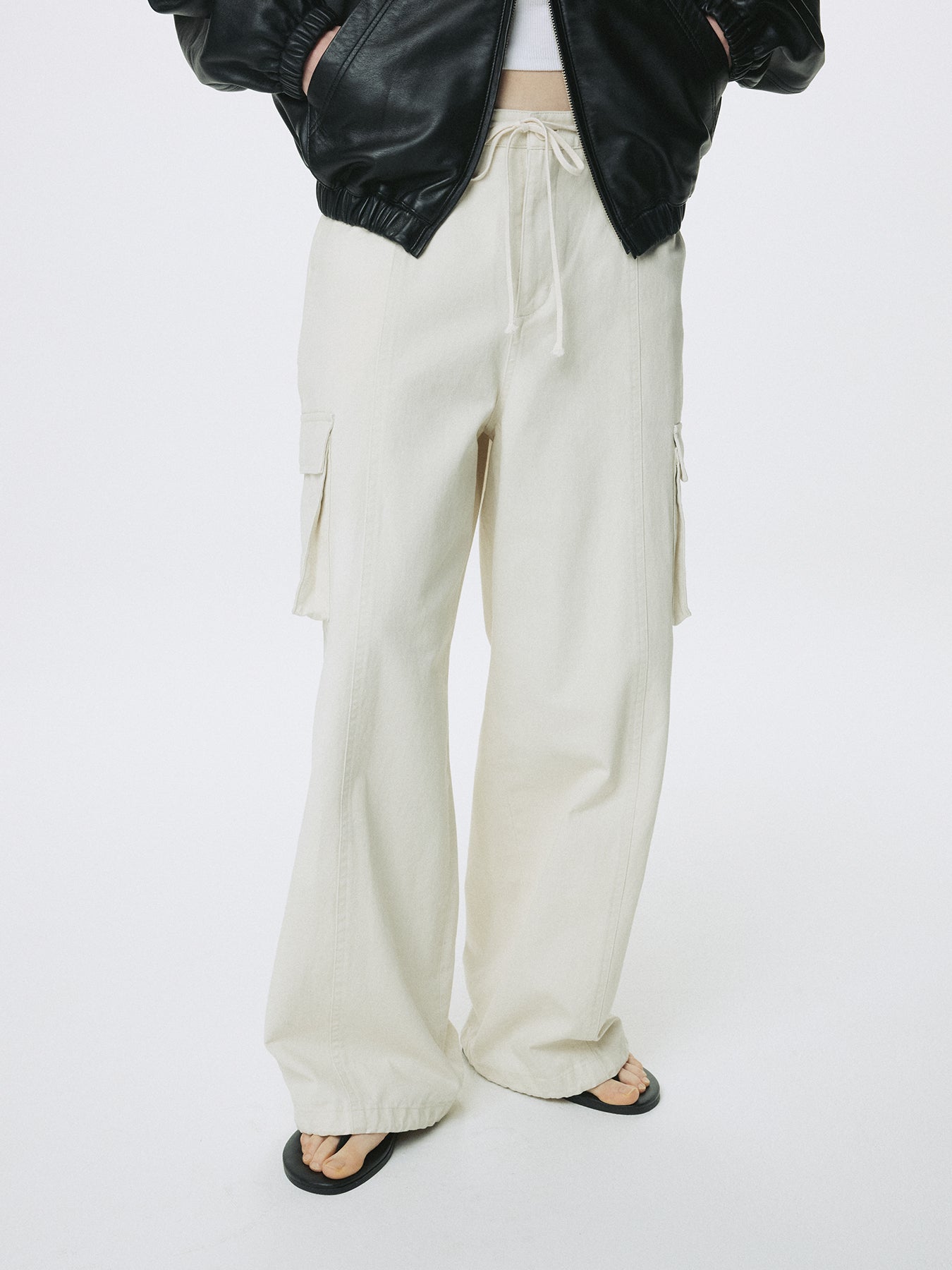 (W) COTTON DRAWSTRING CARGO TROUSERS_ IVORY